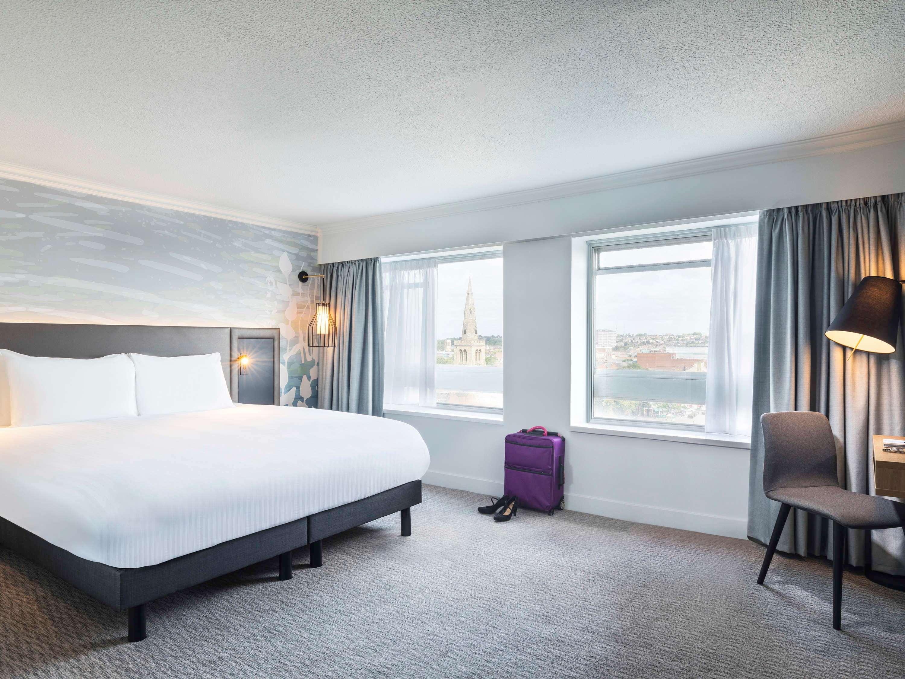 Mercure Bedford Centre Hotel Экстерьер фото