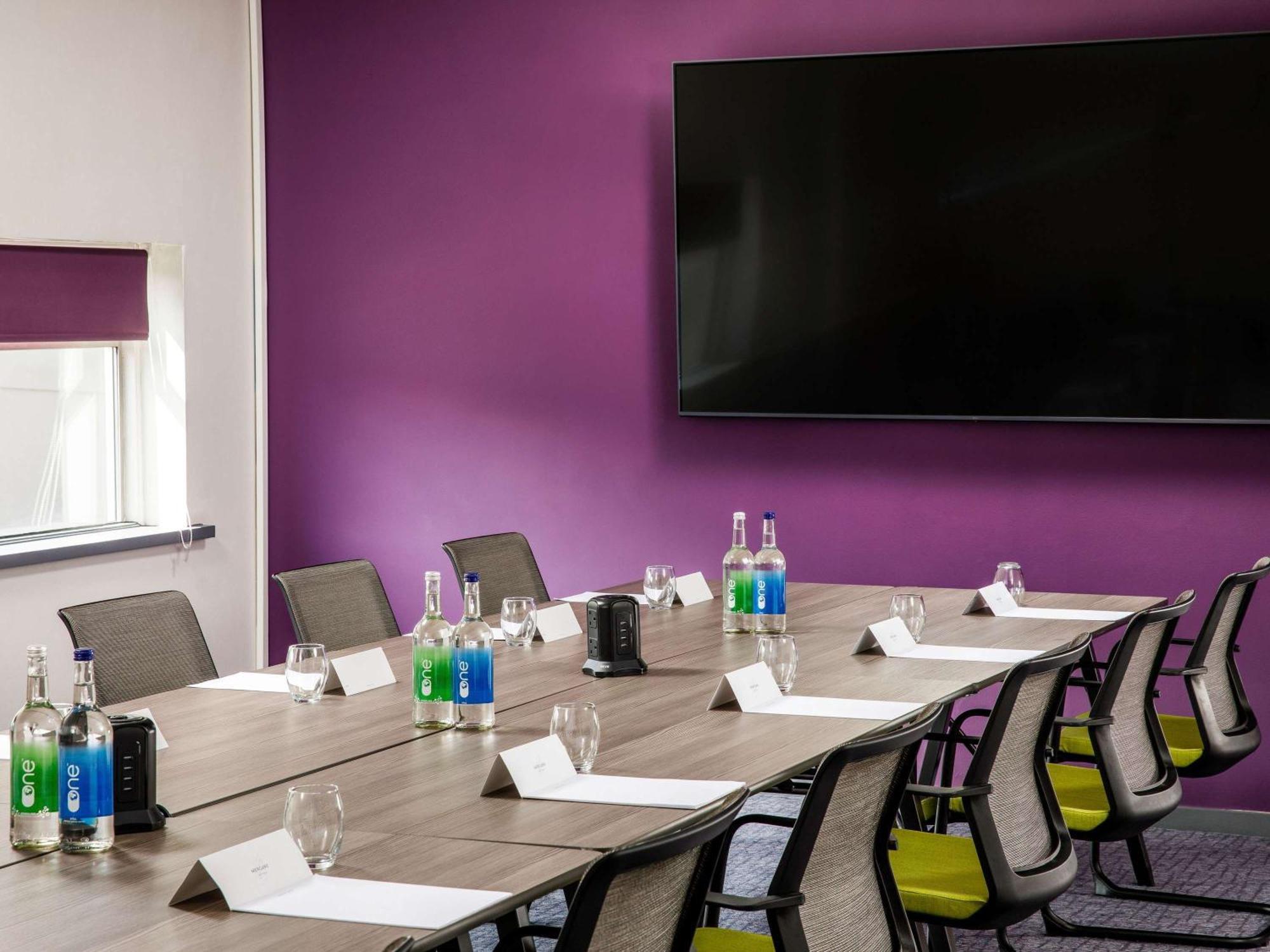 Mercure Bedford Centre Hotel Экстерьер фото