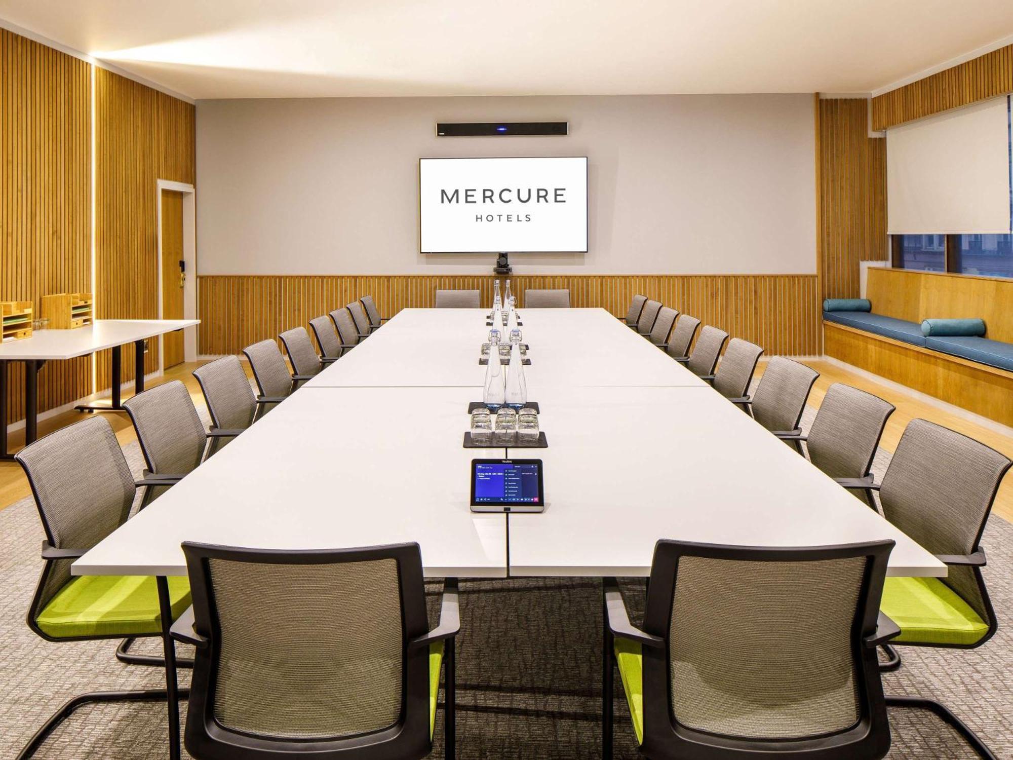 Mercure Bedford Centre Hotel Экстерьер фото