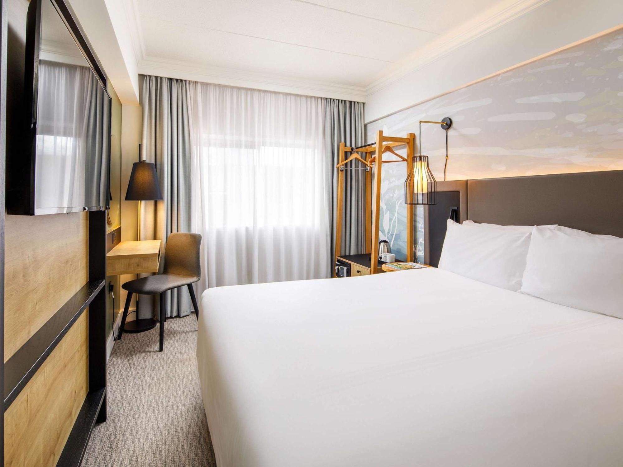 Mercure Bedford Centre Hotel Экстерьер фото