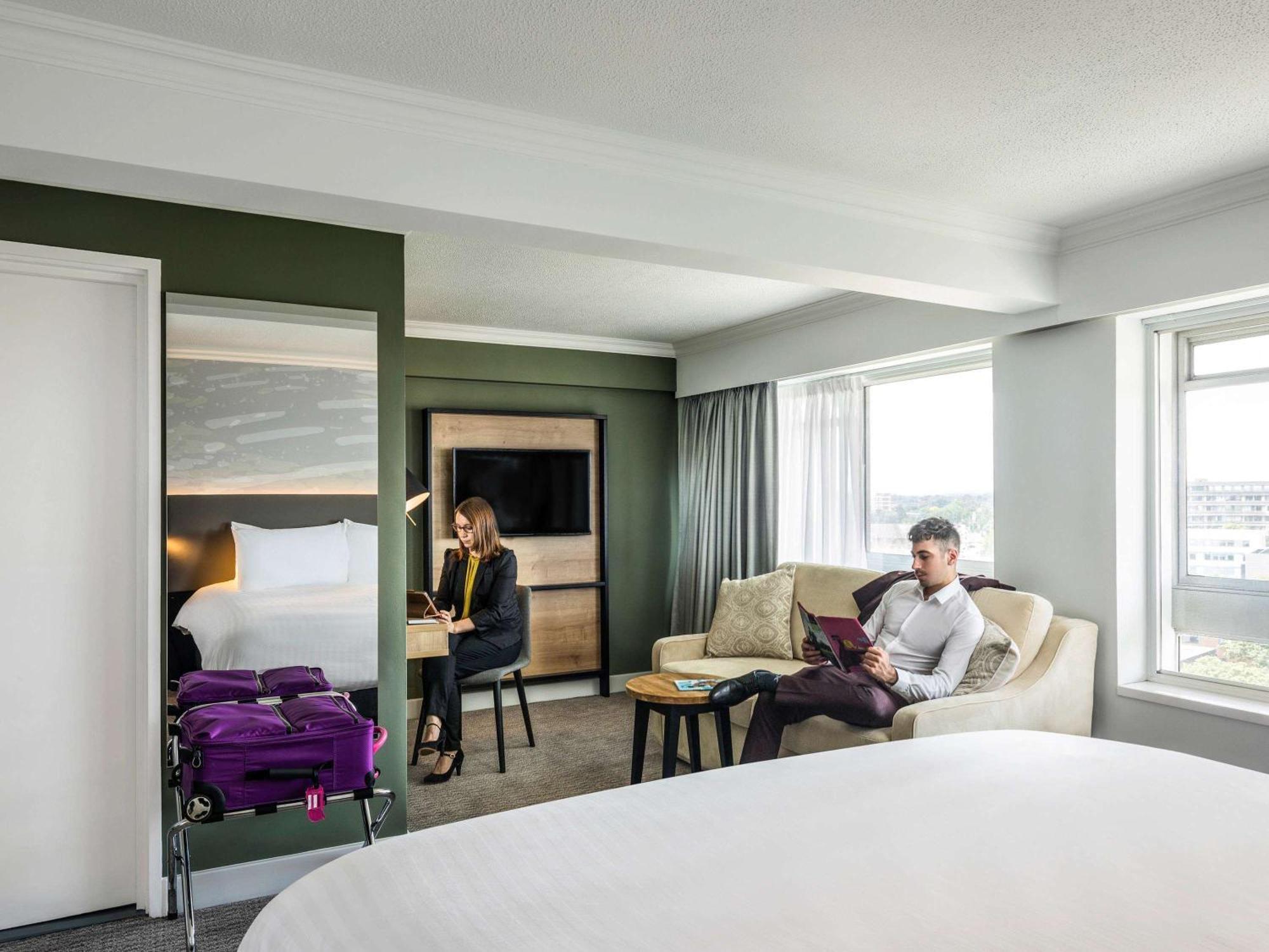 Mercure Bedford Centre Hotel Экстерьер фото