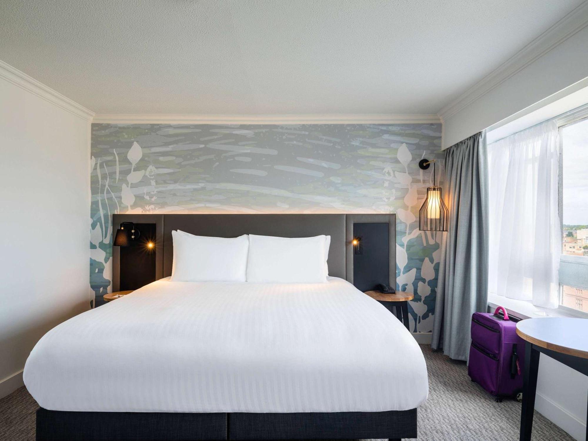Mercure Bedford Centre Hotel Экстерьер фото