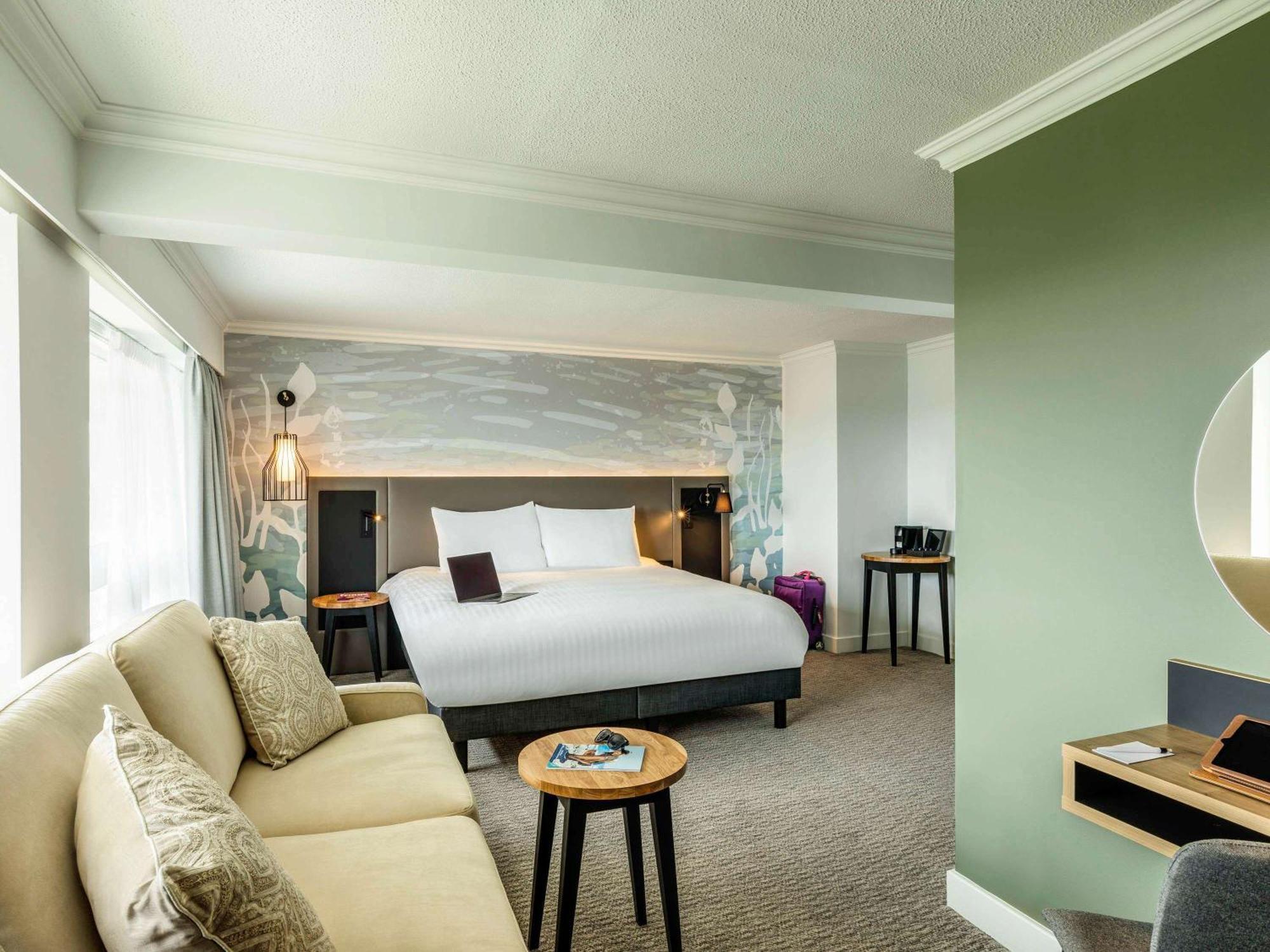 Mercure Bedford Centre Hotel Экстерьер фото